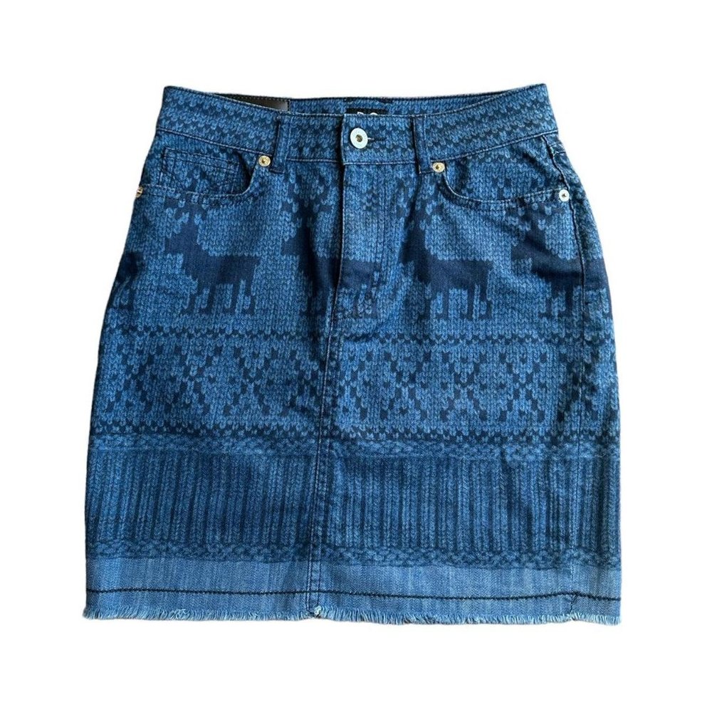 ❄️ Dolce and Gabbana Holiday Print Mini Skirt ❄️